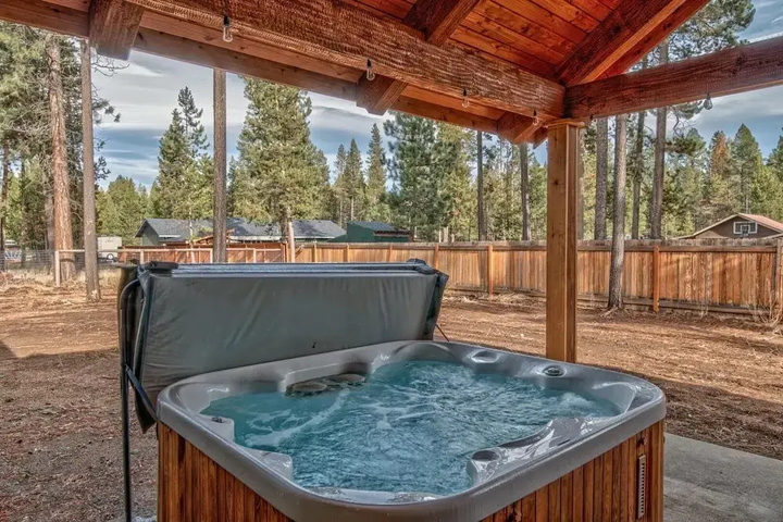 Pool 14 of 24