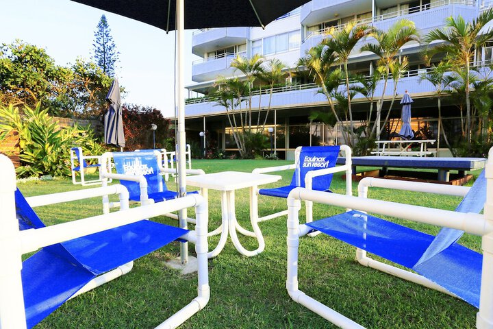Hotel Exterior 51 of 60