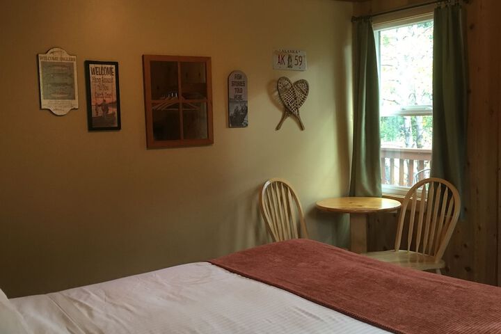 Room 21 of 279