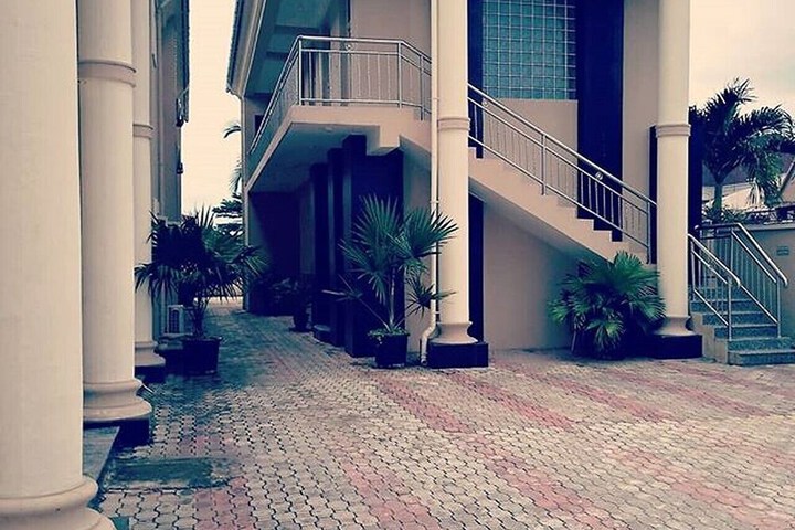 Hotel 15 of 16