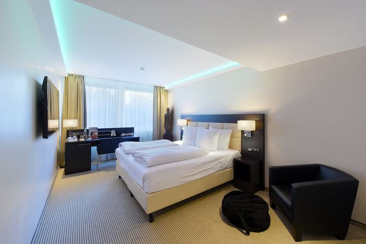 Room 7 of 45