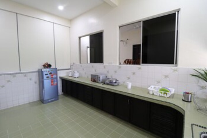 Room 18 of 23