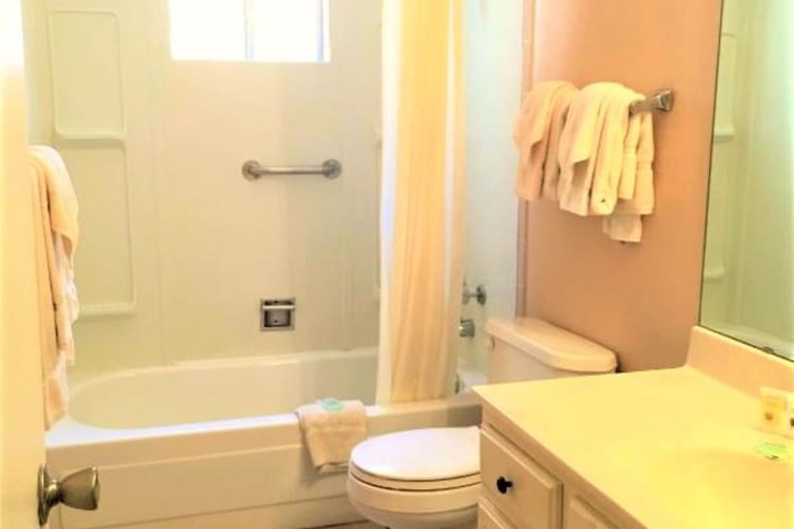 Room 25 of 52
