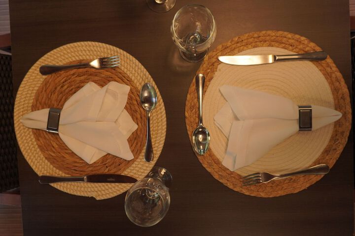 Dining 25 of 36