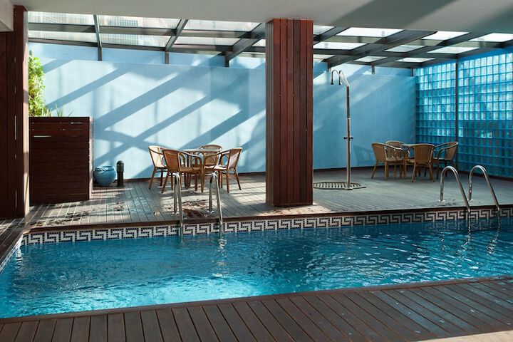 Pool 21 of 43