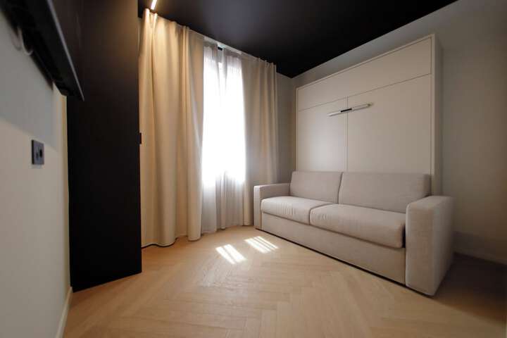 Room 8 of 57