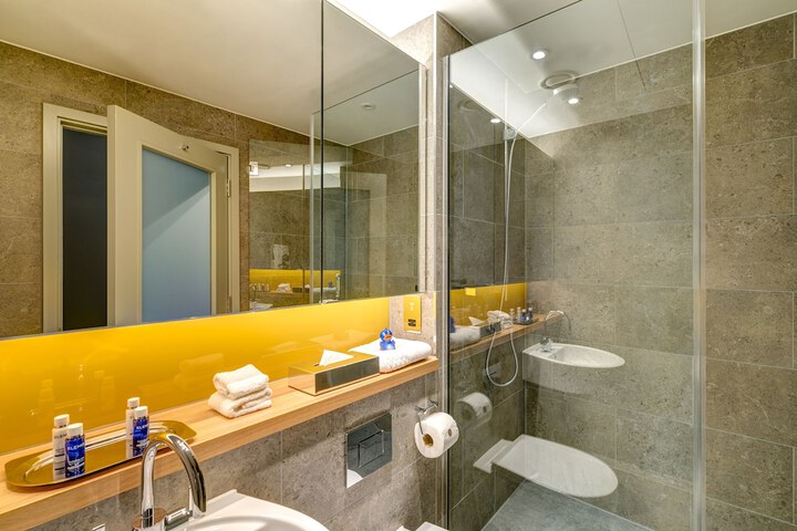 Apex City of Bath Hotel Bath | Bookonline.com
