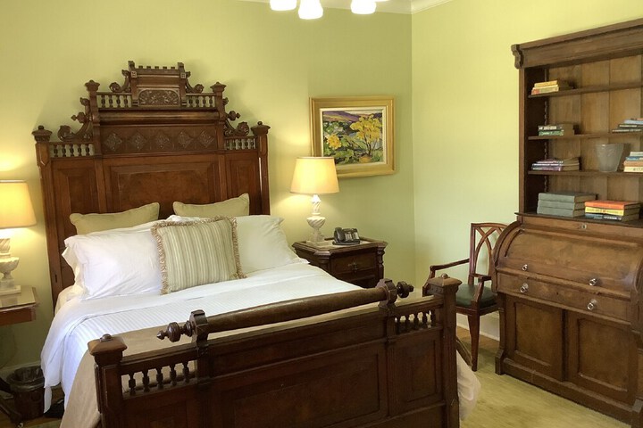Room 3 of 36