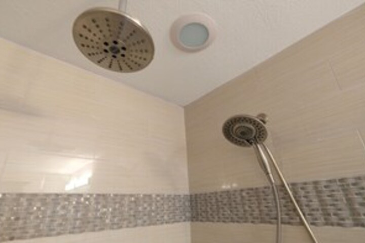 Room 3 of 38