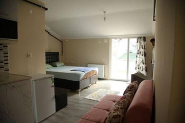 Room 8 of 23