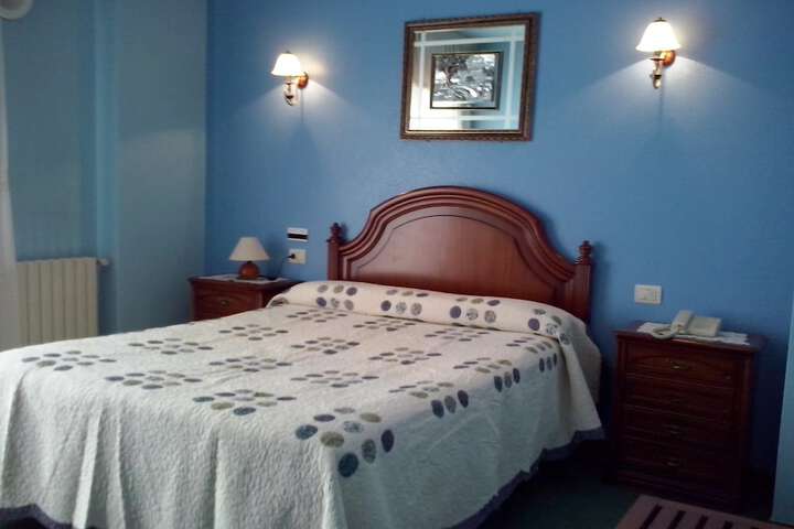 Room 9 of 24