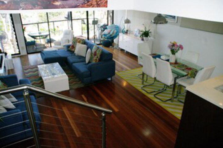 Room 3 of 10