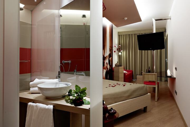 Room 46 of 160