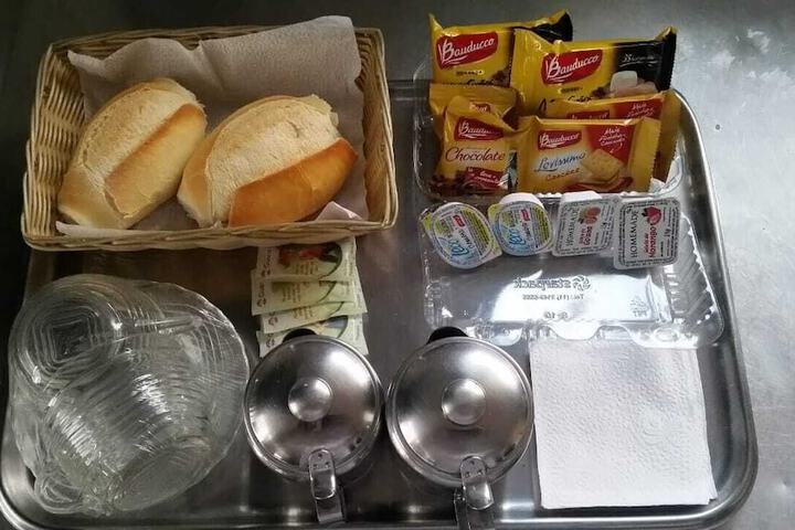 Breakfast/Coffee Service 24 of 28