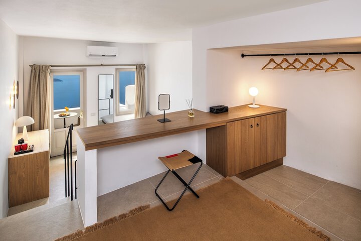 Room 75 of 163