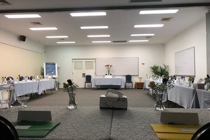 Ballroom/Hall 18 of 23