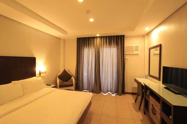 Room 15 of 68