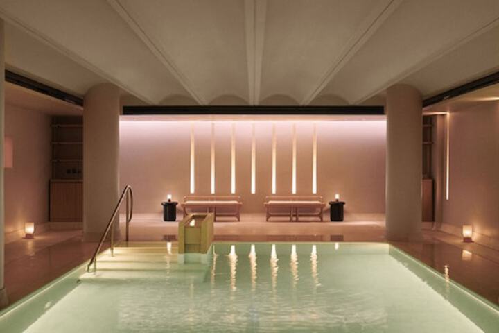 Pool 94 of 126