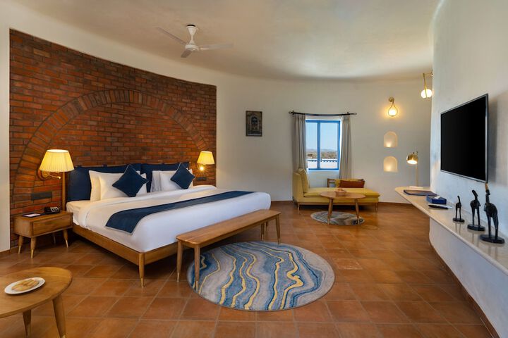 Room 56 of 142