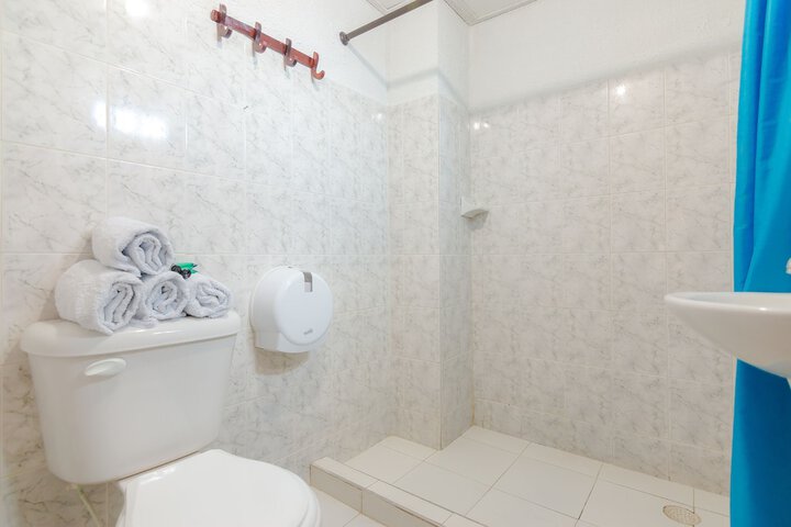 Room 14 of 22