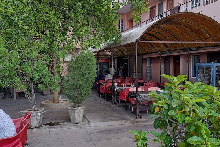 Hotel Exterior 75 of 79