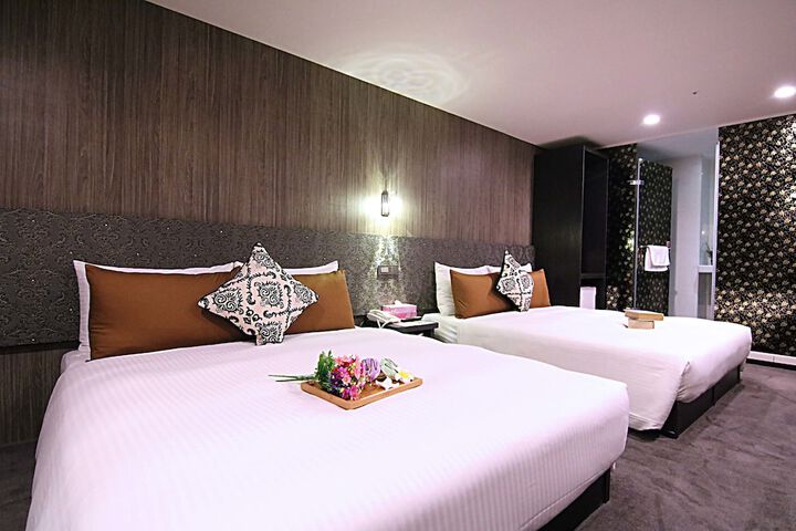 Room 13 of 39