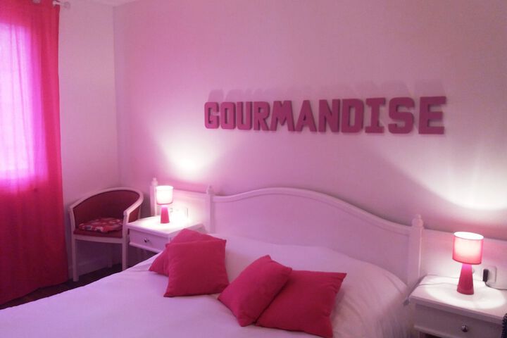 Room 11 of 39
