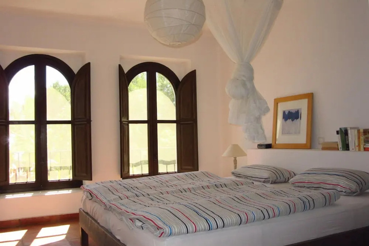 Room 3 of 21
