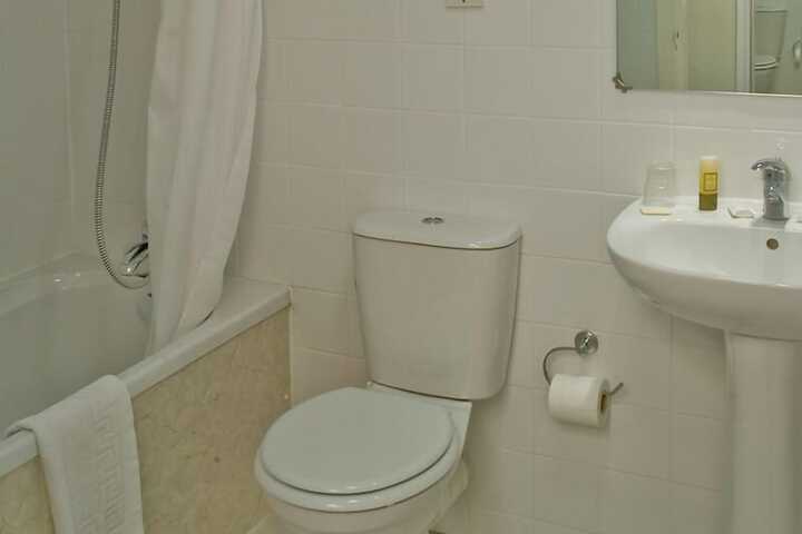 Room 14 of 23