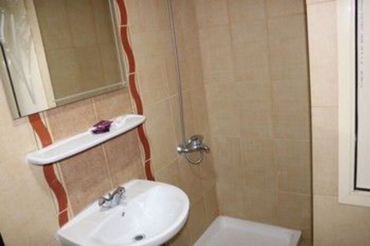 Room 3 of 20