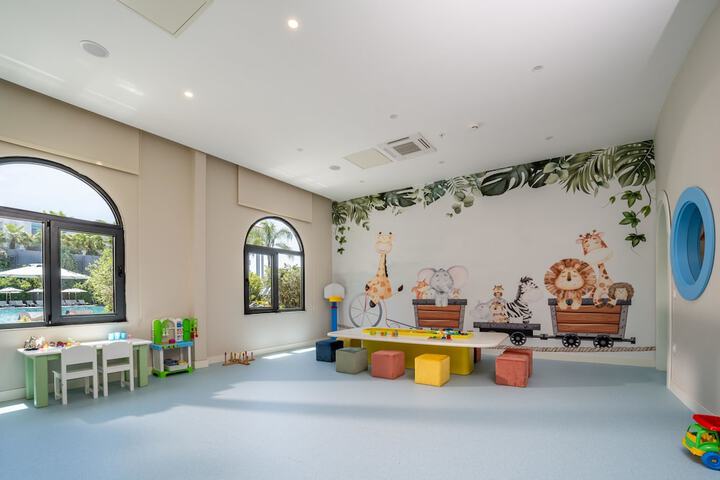 Childrens Activities 93 of 170