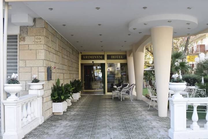 Hotel 23 of 33