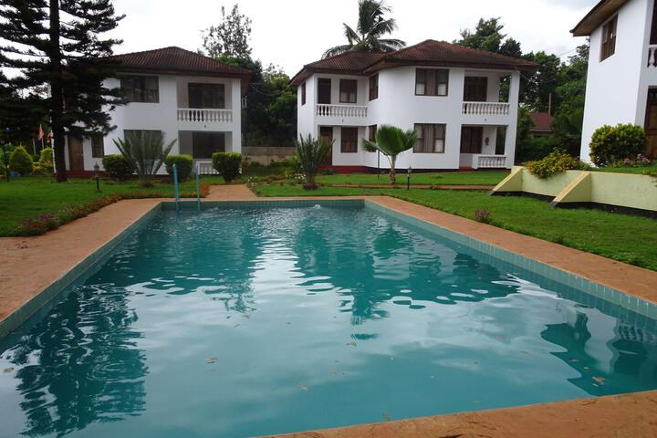 Pool 28 of 48