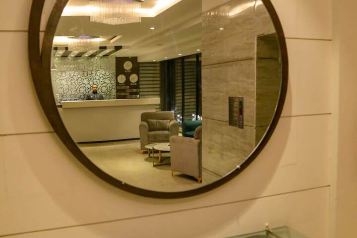 Room 20 of 35