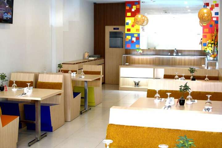 Dining Photos