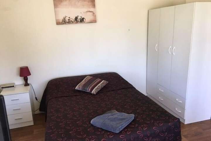 Room 25 of 63