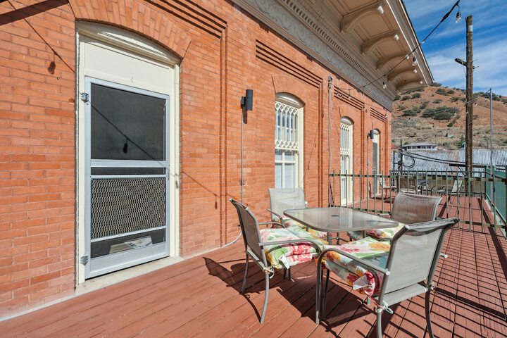 Terrace/Patio 254 of 302