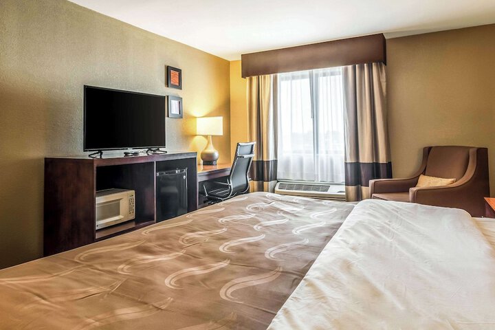 Room 18 of 30