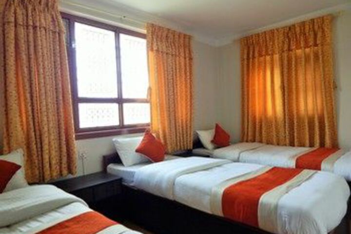 Room 21 of 33