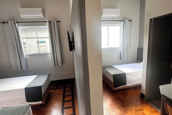 Room 11 of 111
