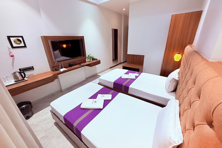 Room 21 of 63