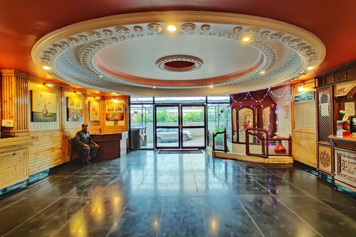 Hotel Interior 16 of 125