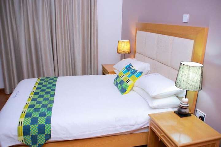 Room 5 of 24