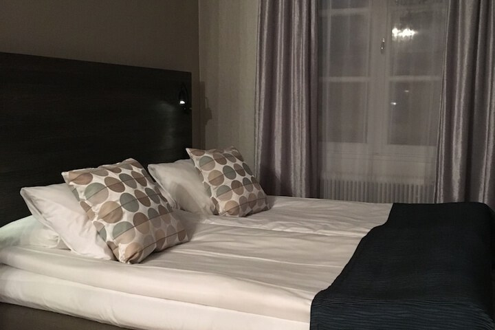 Room 19 of 113