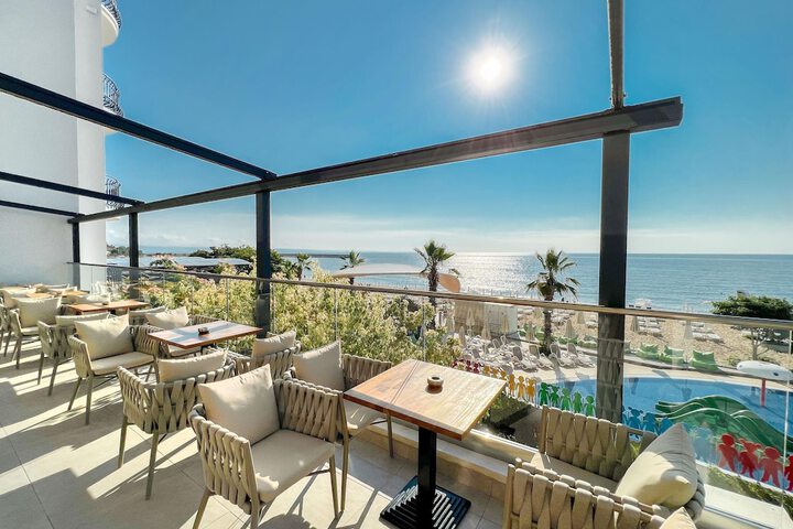 Terrace/Patio 106 of 113