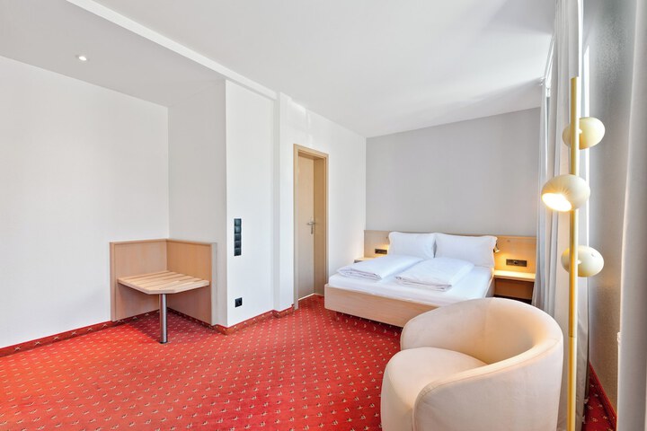 Room 15 of 88