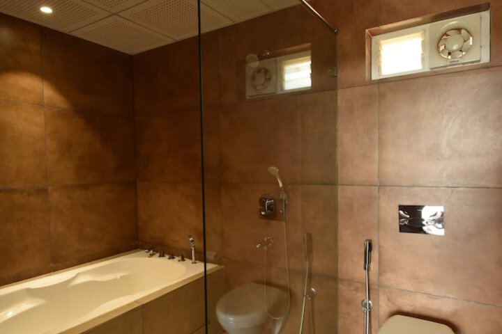 Room 36 of 51