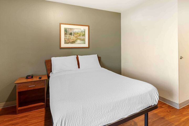 Room 5 of 26