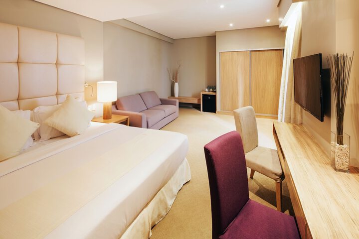 Room 4 of 46