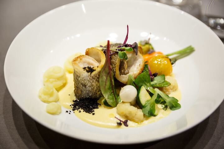 Dining 105 of 222